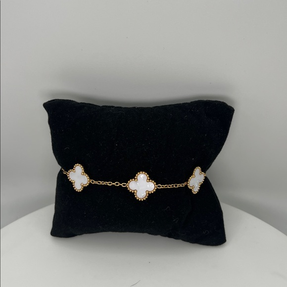 Jewelry - 203. 14k Gold Plated White Clover Bracelet 7” - 9”